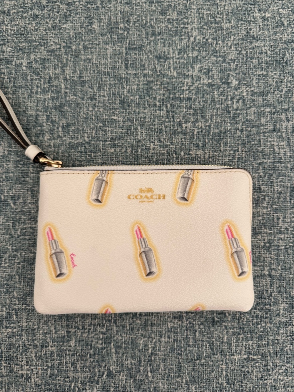 COACH Cream Lipstick Print Zip Wristlet - Picture 2 of 7